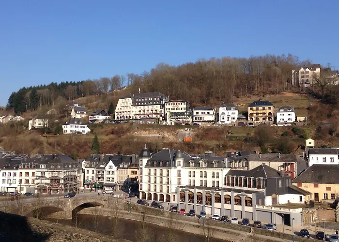 Restaurant Le Cosy ホテル 3*